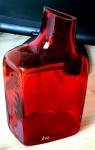 Vas unicat PK83 din sticla colorata rubin in masă si slefuită, 23x14x7 cm