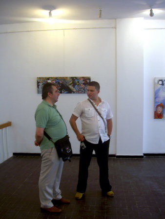 DRAGOS BURLACU in iunie 2009 la CAV Expozitia "7 actual size"