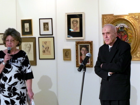Aspecte vernisaj Expozitie "Autoportrete de Wanda Sachelarie Vladimirescu" la Galeria Dialog