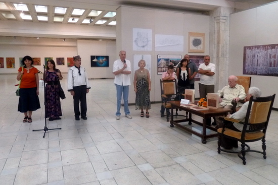 Imagini din expozitia de la Sala "Constantin Brâncuși" Palatul Parlamentului 2015